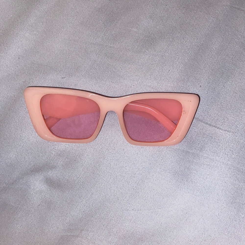 FEIRCE PINK SUNGLASSES